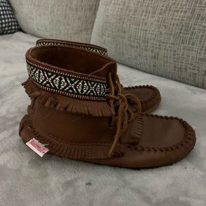 😊❤️😊Softmoc above ankle leather Moccasins 🥾